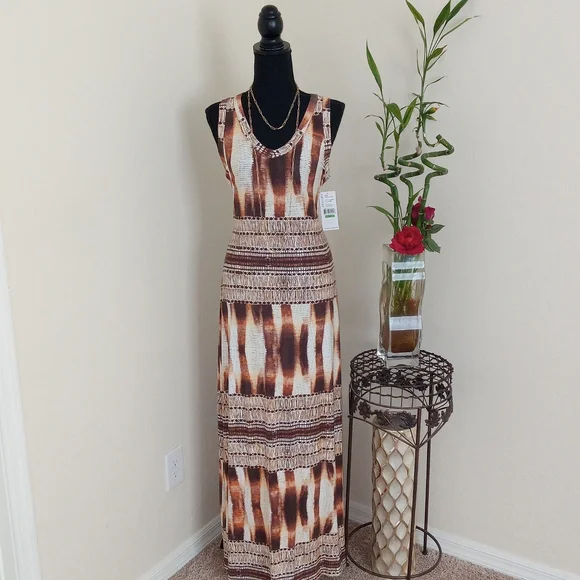 NWT Karen Kane Brown/Tan Aztec Print Maxi Dress Size L - Picture 10 of 13